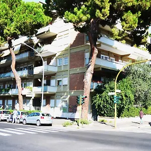 https://affittacamere-eur-nuvola.it-romehotels.com