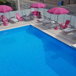 https://hotel-mont-blanc.emilia-romagnahotels.net