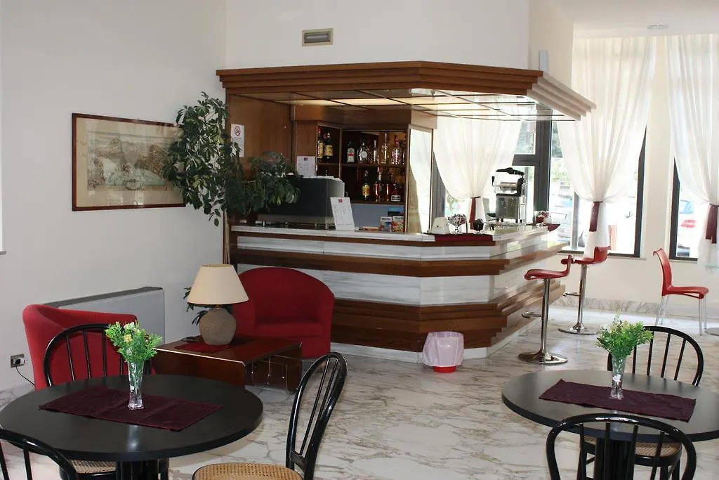 Hotel Mediterraneo Chianciano Terme 3*,  Italia